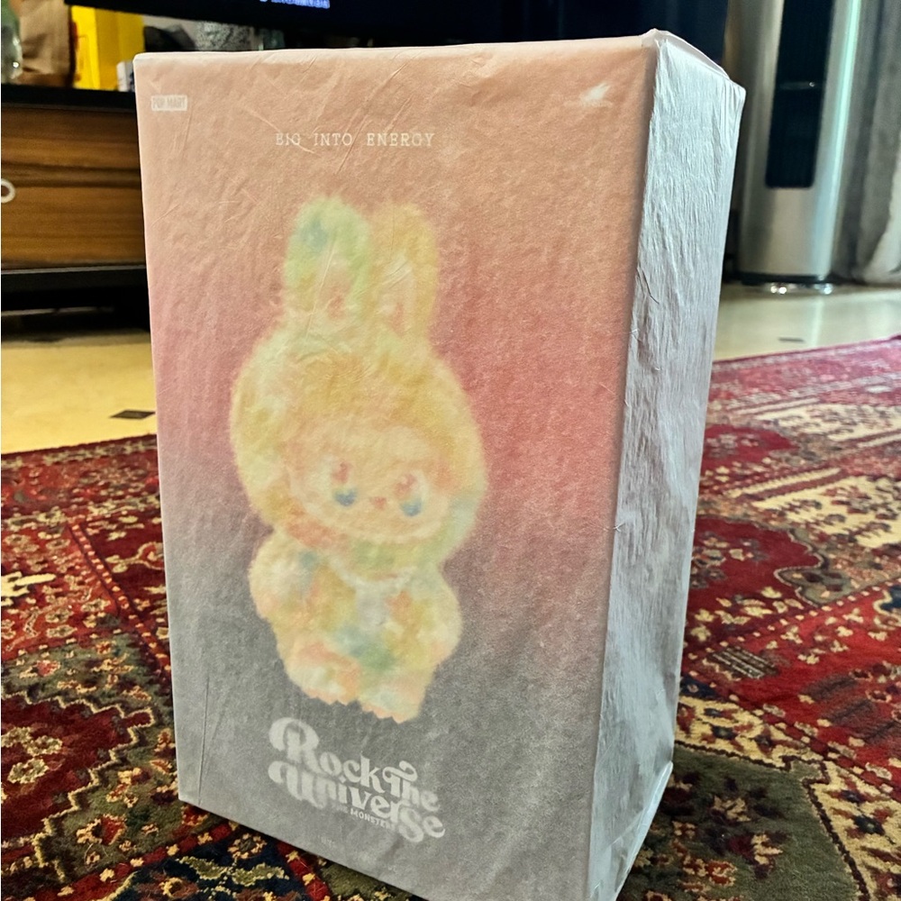 POP MART Labubu Rock the Universe BRAND NEW